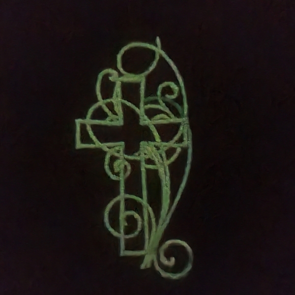 Embroidered Handkerchief w/ Luminous Cross - Picture 5 of 6
